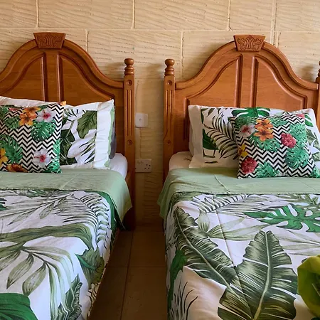 Tan Nanna Tropical With Spacious Pool * Sannat