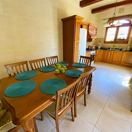Tan Nanna Tropical With Spacious Pool *