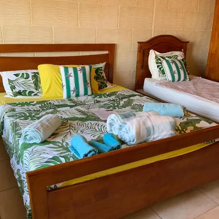 Tan Nanna Tropical With Spacious Pool Affittacamere *