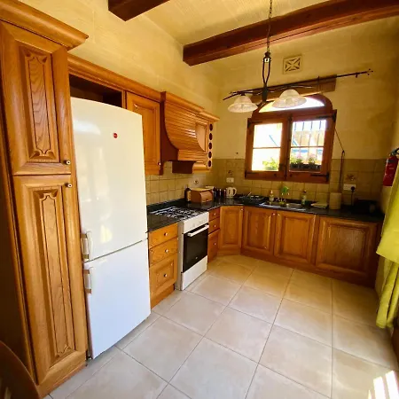Tan Nanna Tropical With Spacious Pool Affittacamere *