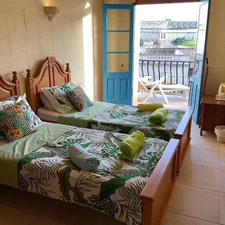 Affittacamere Tan Nanna Tropical With Spacious Pool Sannat