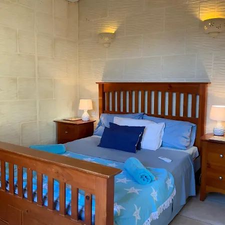 Tan Nanna Tropical With Spacious Pool Guest house *