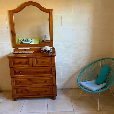 Guest house Tan Nanna Tropical With Spacious Pool Sannat