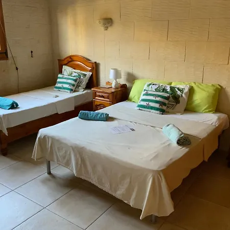 Affittacamere Tan Nanna Tropical With Spacious Pool *