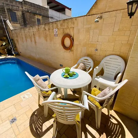 Affittacamere Tan Nanna Tropical With Spacious Pool Sannat